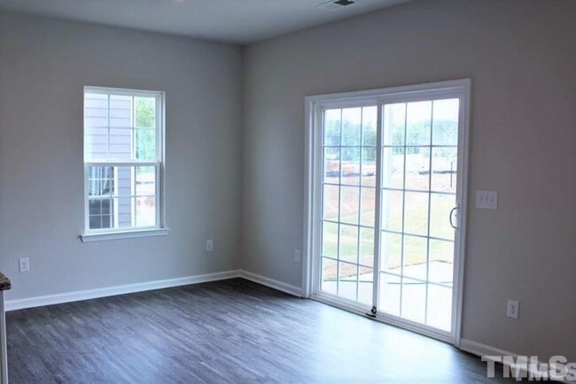 Building Photo - 3 Bedroom Single Family House for Rent