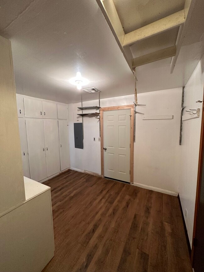 Building Photo - 332 Tullahoma Dr