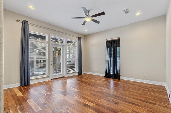 Building Photo - 3287 Cabot Cove Dr