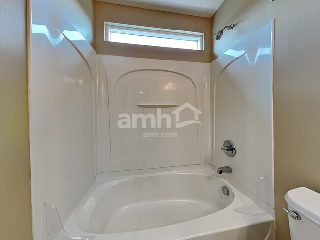 Building Photo - 6607 Thistle Grove