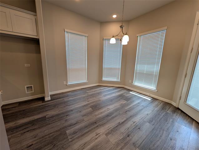 Building Photo - 2809 River Bend Pl