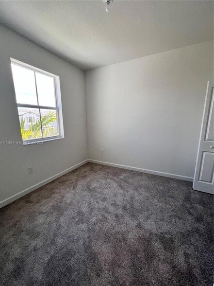 Building Photo - 29263 SW 163rd Ct