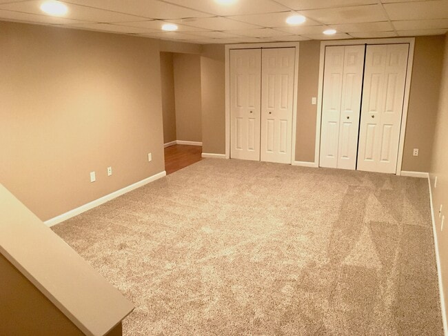 Building Photo - 761 Cynthia Dr