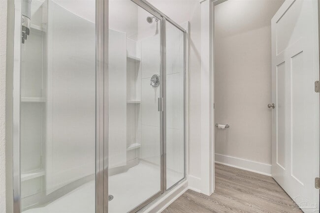 Building Photo - 14358 Gardenglen Dr