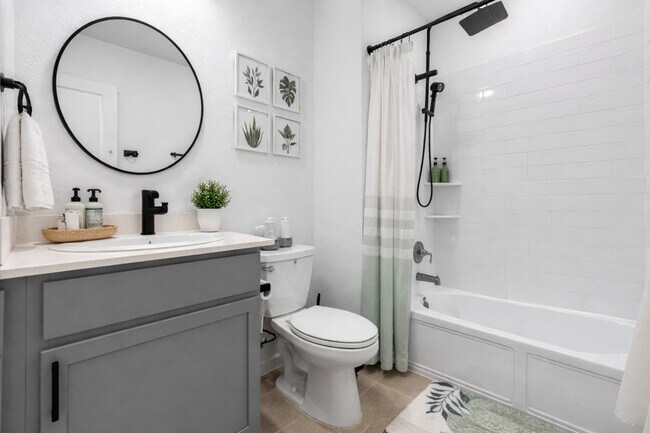 Building Photo - 2331 Peach Oak Xing