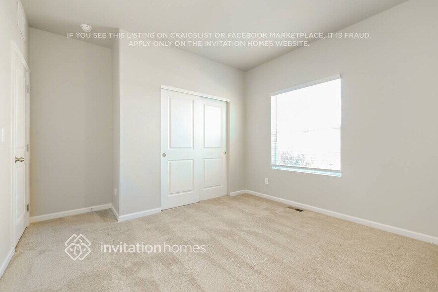 Building Photo - 1055 Long Meadows St