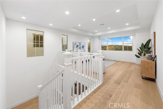 Building Photo - 206 Collino