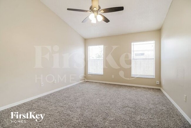Building Photo - 7507 Groveoak Dr