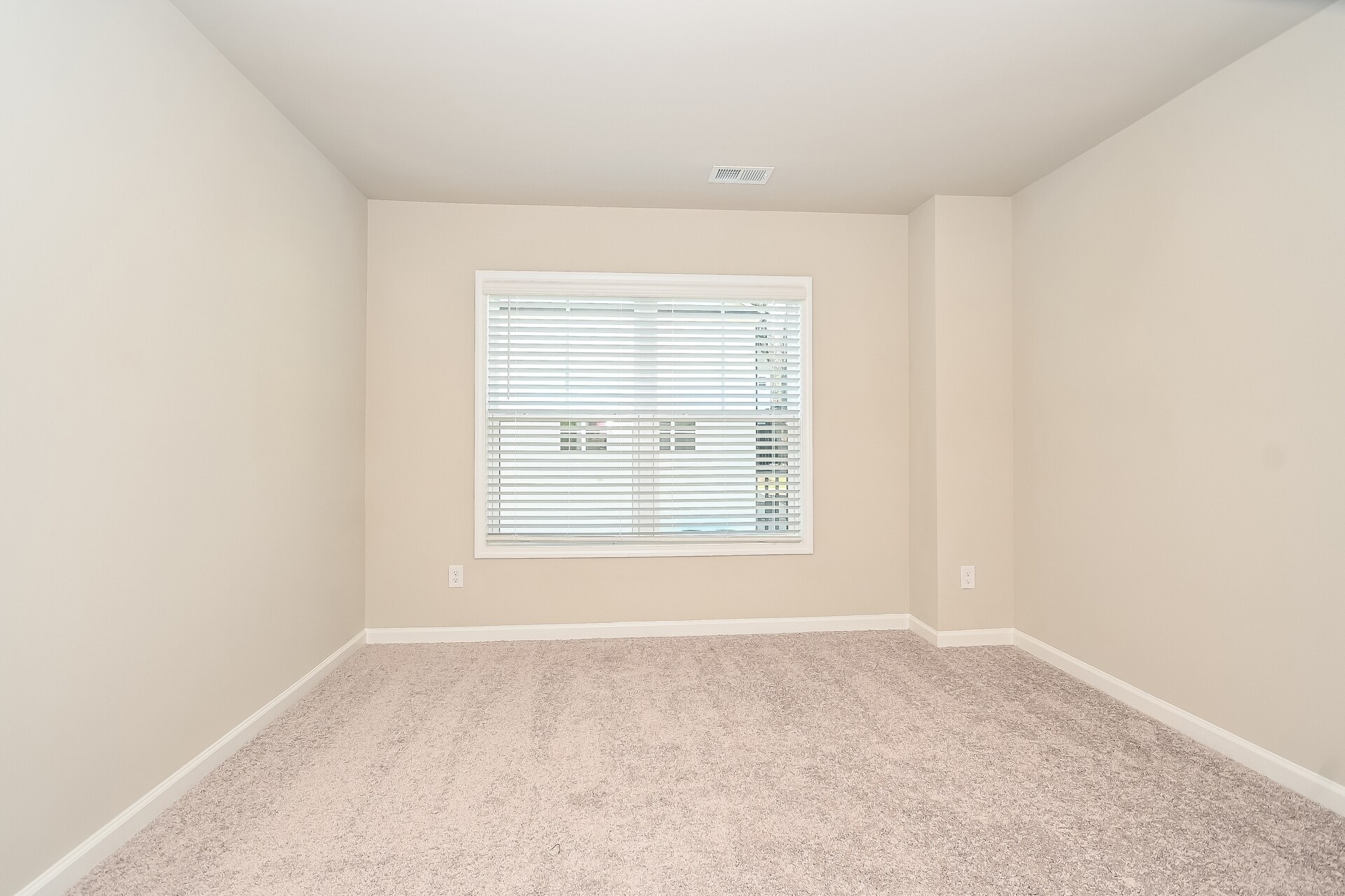 Building Photo - 862 Calvin Pk Dr