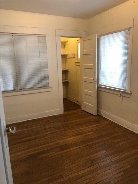 Building Photo - 9333 Lomita Dr