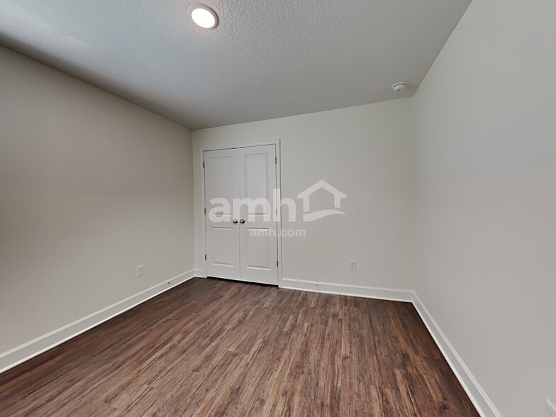 Building Photo - 105 Moultrie Crossing Ln