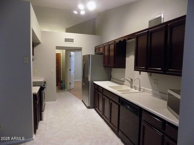 Building Photo - 9081 E Aster Dr