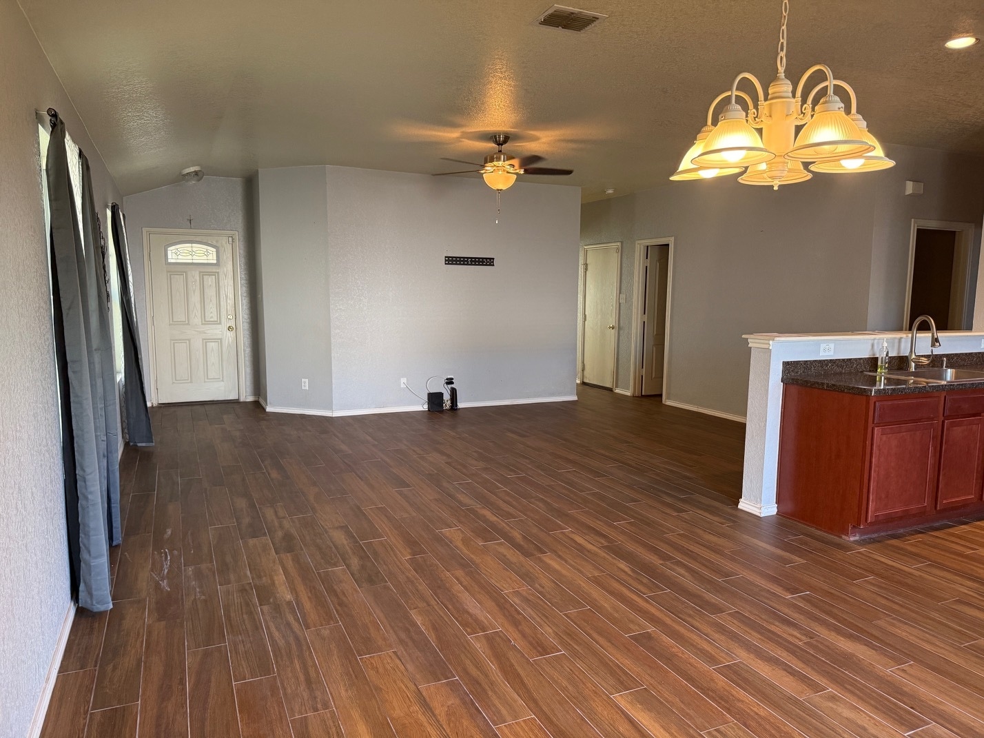 Building Photo - 4714 Dapple Dr