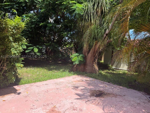 Building Photo - 2725 SW 82nd Ave