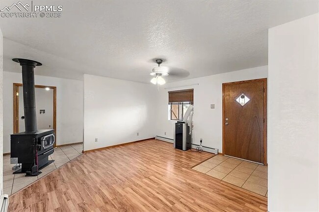 Building Photo - 497 South Avenida Del Oro E