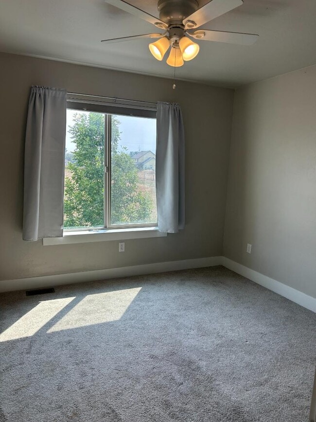 Building Photo - 4894A Giada Dr