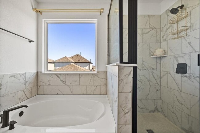 Building Photo - 304 Regatta Trl