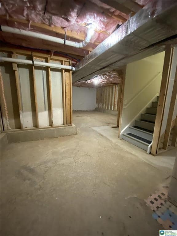 Building Photo - 605 Linden St