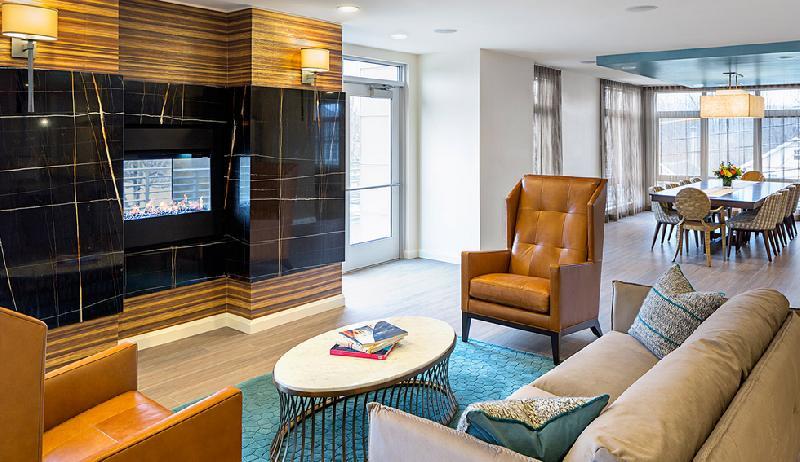 Building Photo - 36 River St