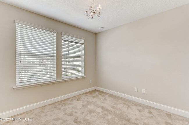 Building Photo - 151 Nelson Ln