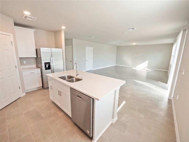 Building Photo - 5268 Sanders Oak Trl