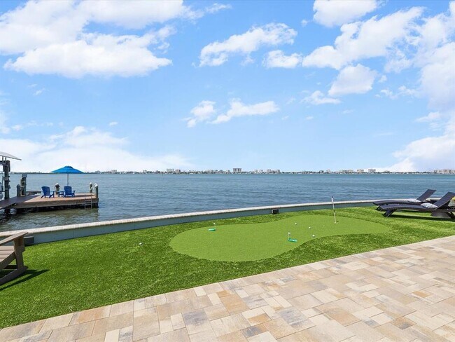 Building Photo - 1828 Venetian Point Dr