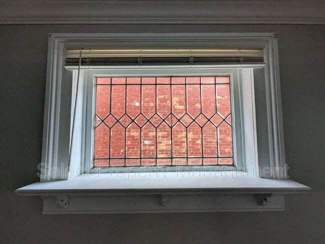 Building Photo - 603 Lavina St