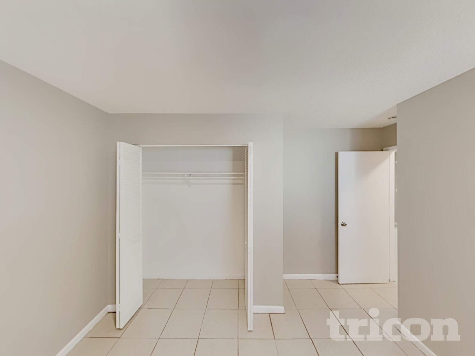 Building Photo - 4128 Sunny Land Dr