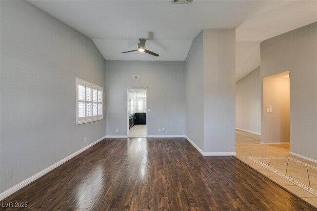 Building Photo - 362 Umbria Way