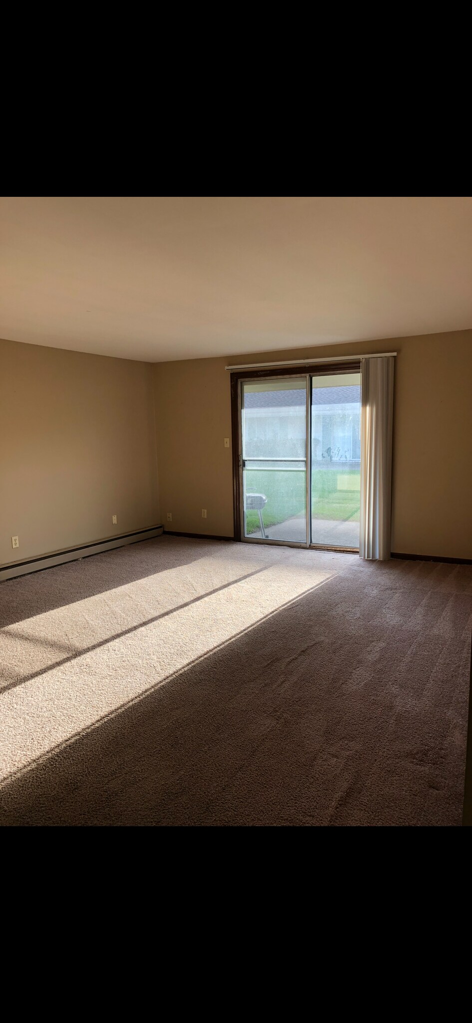 Building Photo - 1028 Elmwood Ave