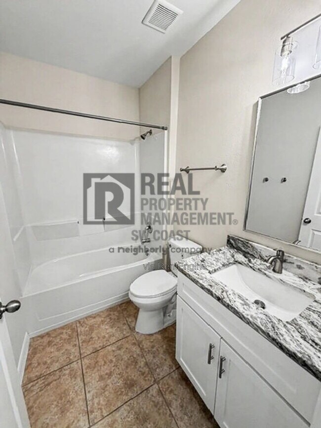 Building Photo - 7317 Mikasa Dr