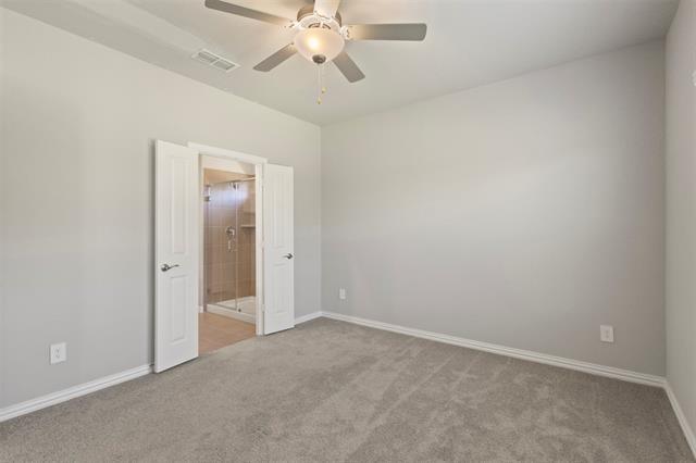 Building Photo - 617 McKenna Dr