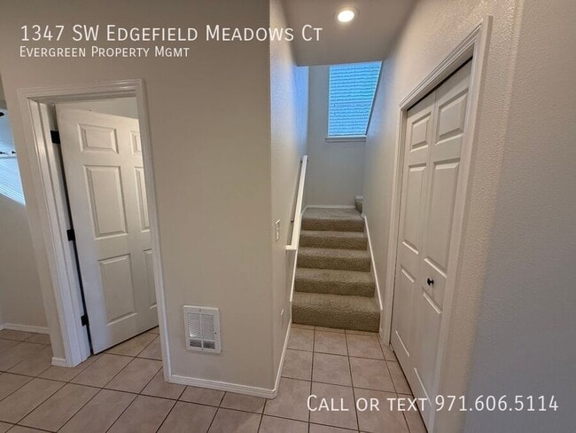 Building Photo - 1347 SW Edgefield Meadows Terrace