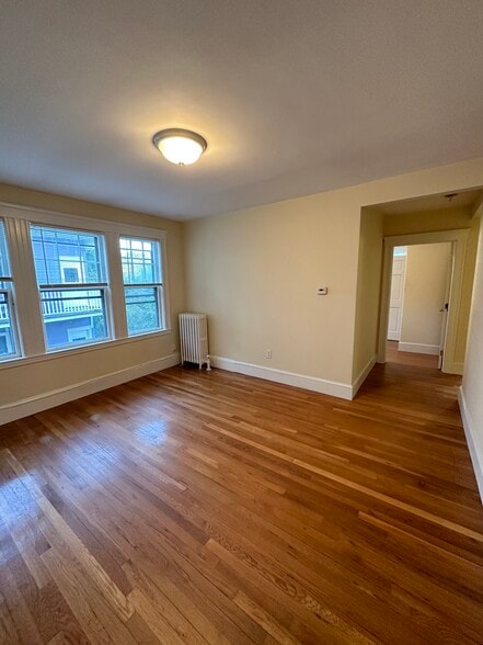 Building Photo - 7 Stedman St