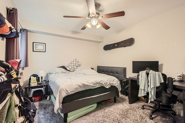 Building Photo - 644 W Arlington Pl