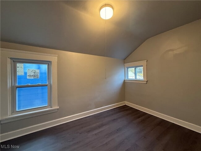 Building Photo - 6014 Madison Ave