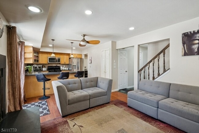 Building Photo - 371 Hawkshead Way