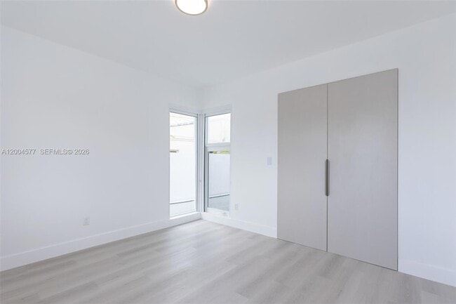 Building Photo - 1690 Daytonia Rd