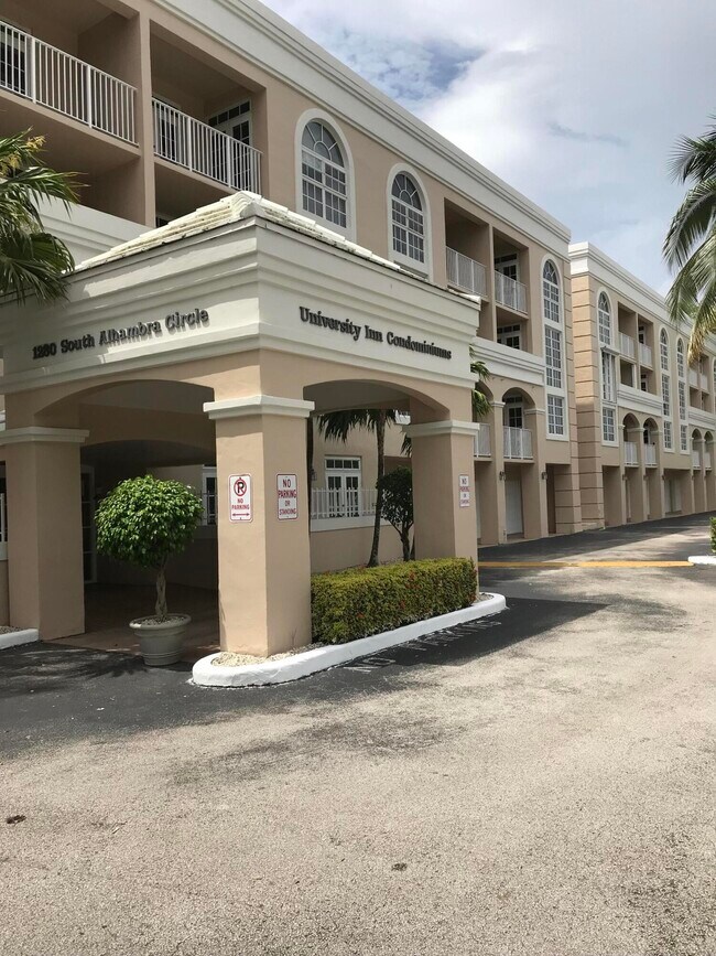 Primary Photo - 1280 S Alhambra Cir