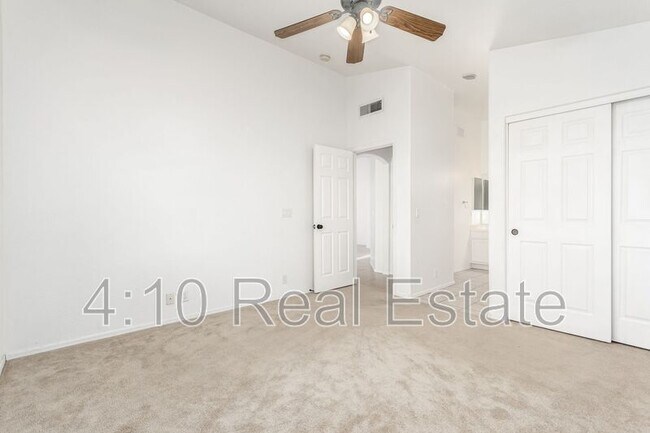 Building Photo - 31205 N 45th St