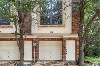 Building Photo - 116 E Nemo St
