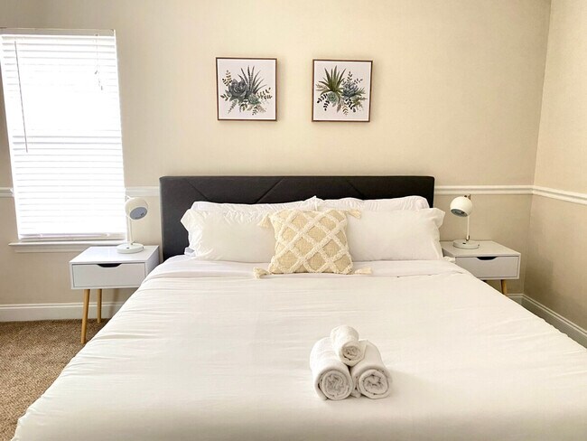 Building Photo - 4334 Todd Rd