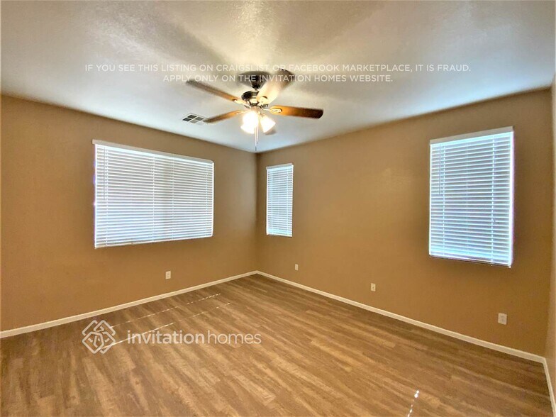 Building Photo - 8013 Hidden Quail Ave