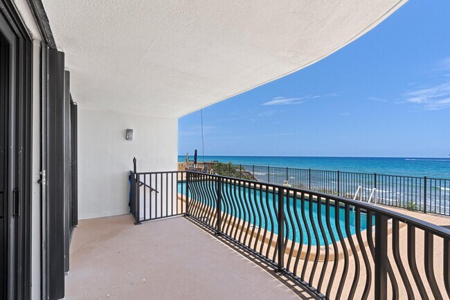 Building Photo - 4000 S Ocean Blvd