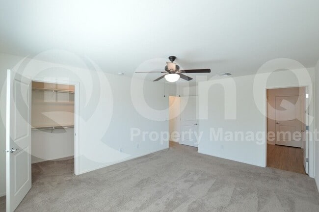 Building Photo - 7951 N Scholes Ave
