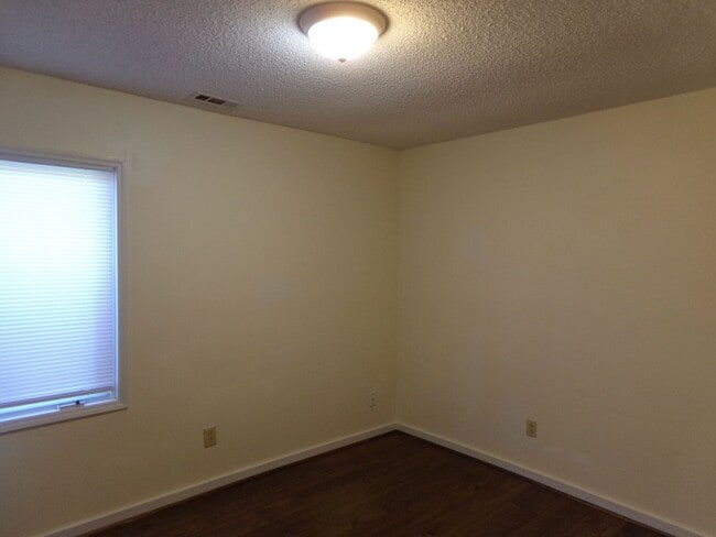 Building Photo - Havelock Home in College Park Subdivision