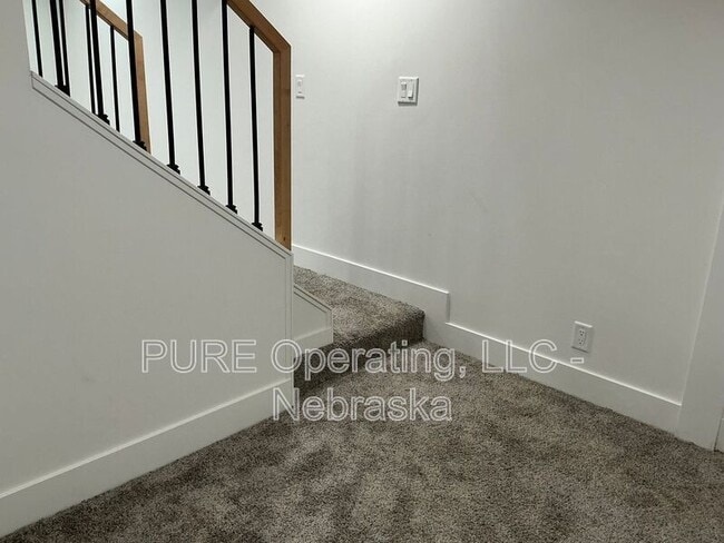 Building Photo - 316 N 13th St