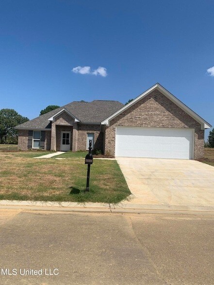 Building Photo - 624 Westfield Dr
