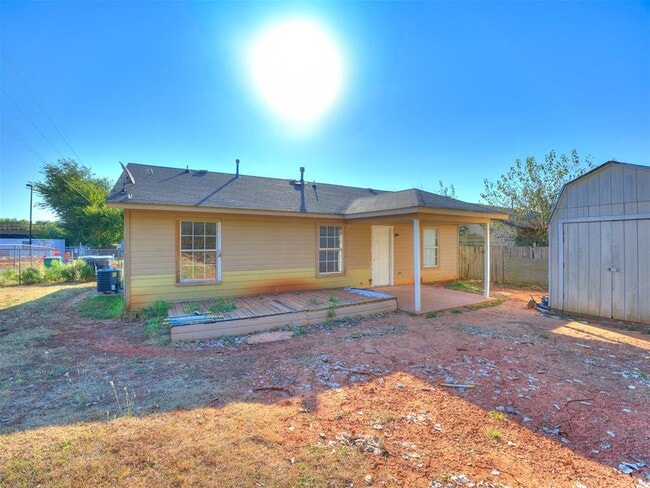 Building Photo - 4601 Tinker Rd