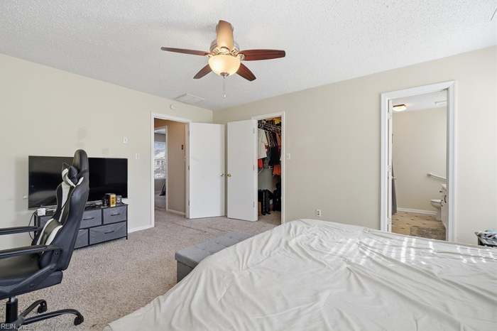 Building Photo - 5217 Heathglen Cir